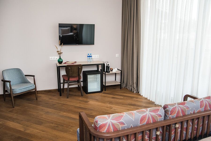 junsuite36